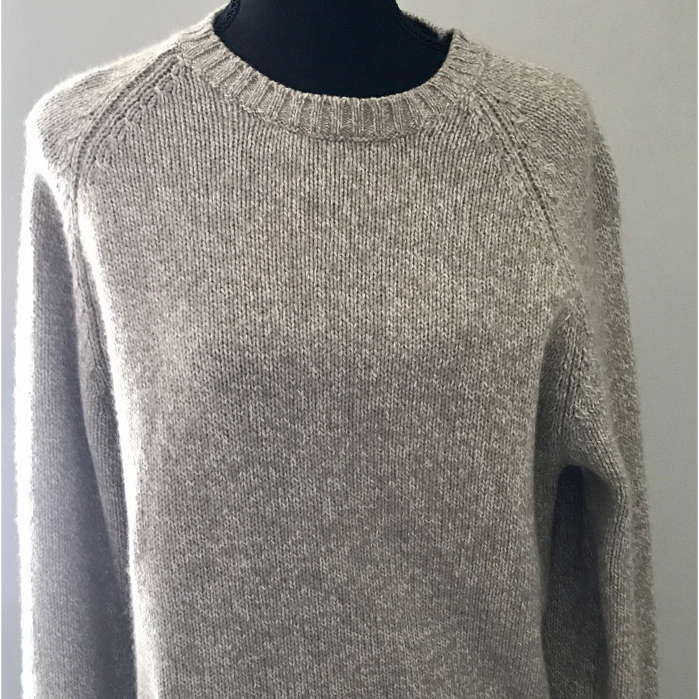 Lands End 100% Cashmere sweater Women’s  size L Oatmeal Color